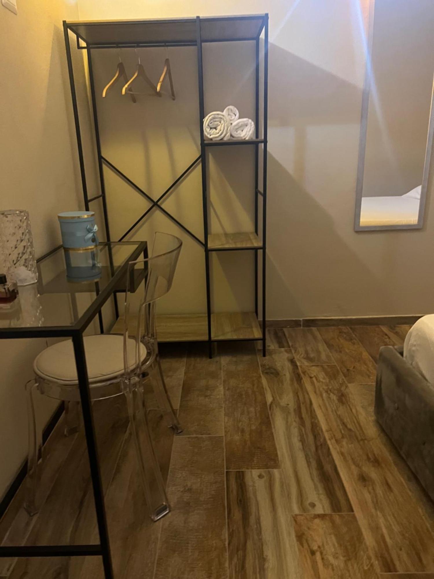 A Due Passi Da Hotel Формия Екстериор снимка